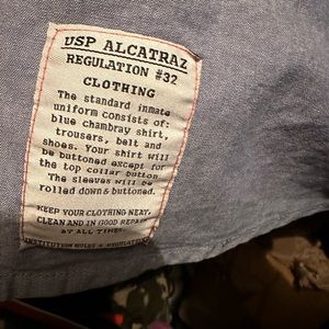 Genuine Alcatraz regulation #32 size men’s small